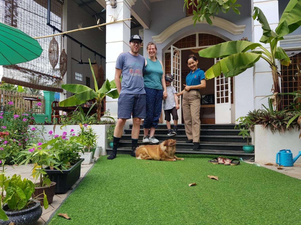 Bloom Garden Bed & Breakfast 시엠리아프 외부 사진