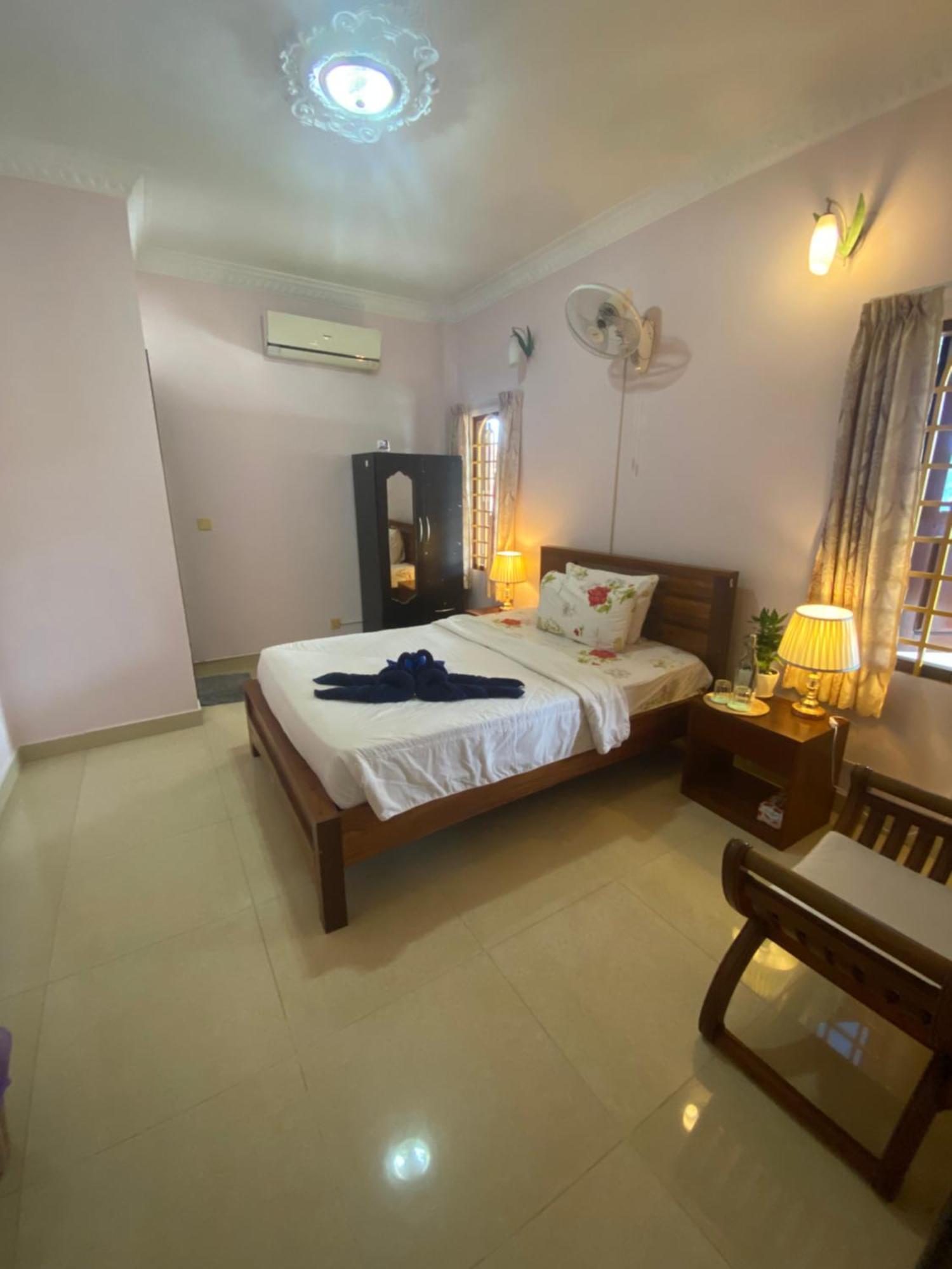 Bloom Garden Bed & Breakfast 시엠리아프 외부 사진